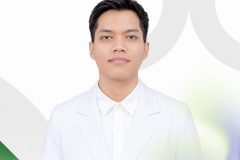 dr. Achmad Muzakki Rosidi